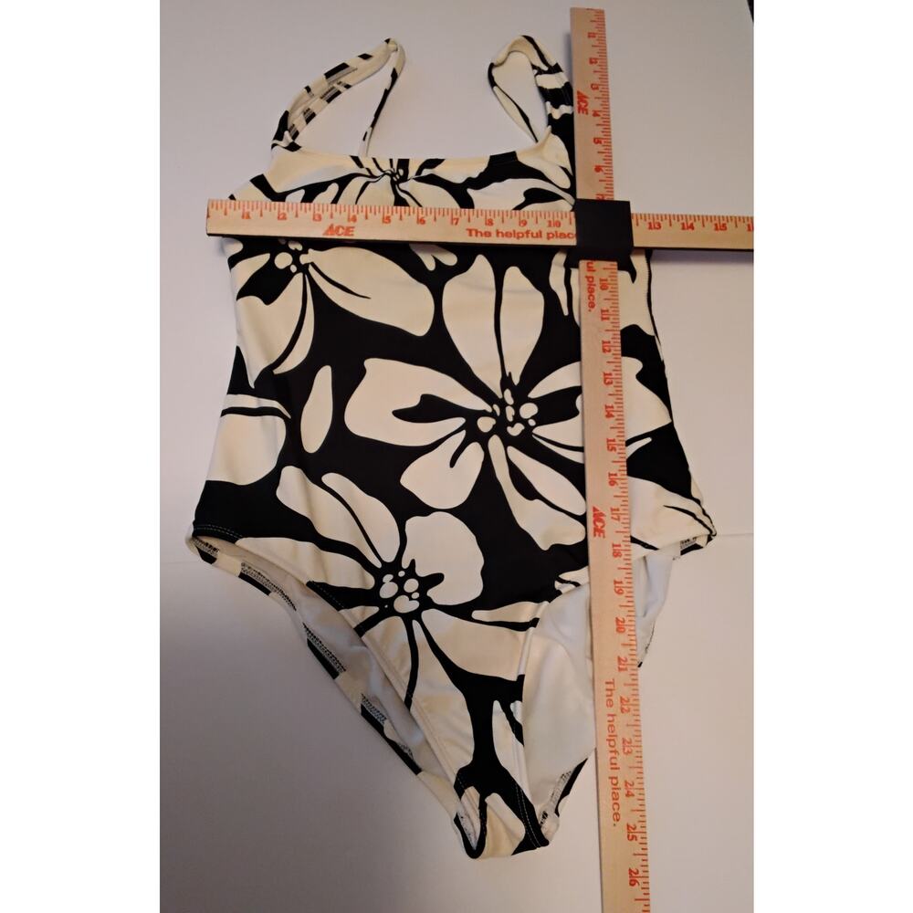 Shade N Shore Swimsuit, size S(4-6)